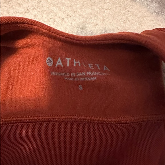 Athleta Conscious Twist Crop in Powervita - Picture 6 of 6